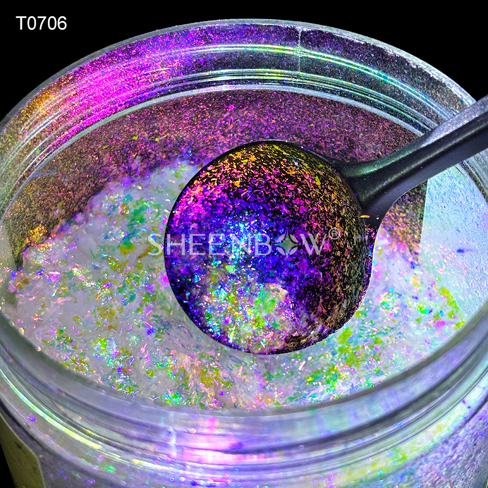 T070 Аврора Мультихром (Ногти & Макияж)